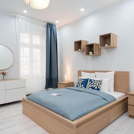 New Spacious Apartment At Superb Location Budapest Kültér fotó